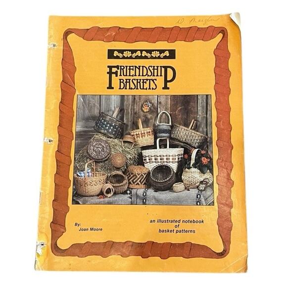 FRIENDSHIP BASKETS by JOAN MOORE Basket Weaving Pattern Instruction Book VTG. - Picture 1 of 4